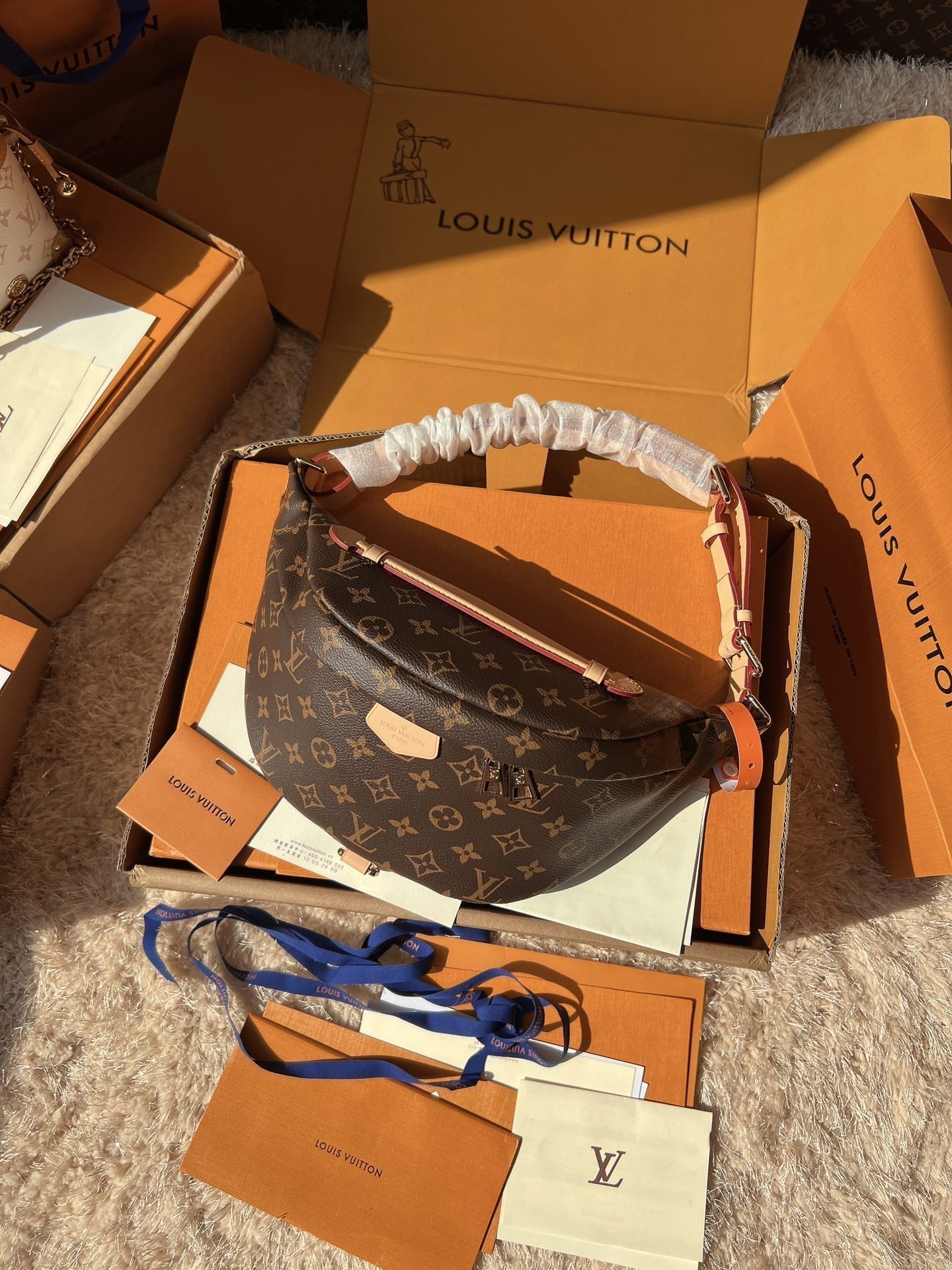 LV Bumbag Monogram Canvas Crossbody Belt Bag with Leather Trim and Adjustable Strap (37 x 14 x 13) cm